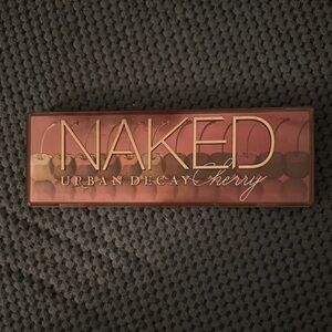 Urban Decay Naked Cherry Eyeshadow Palette